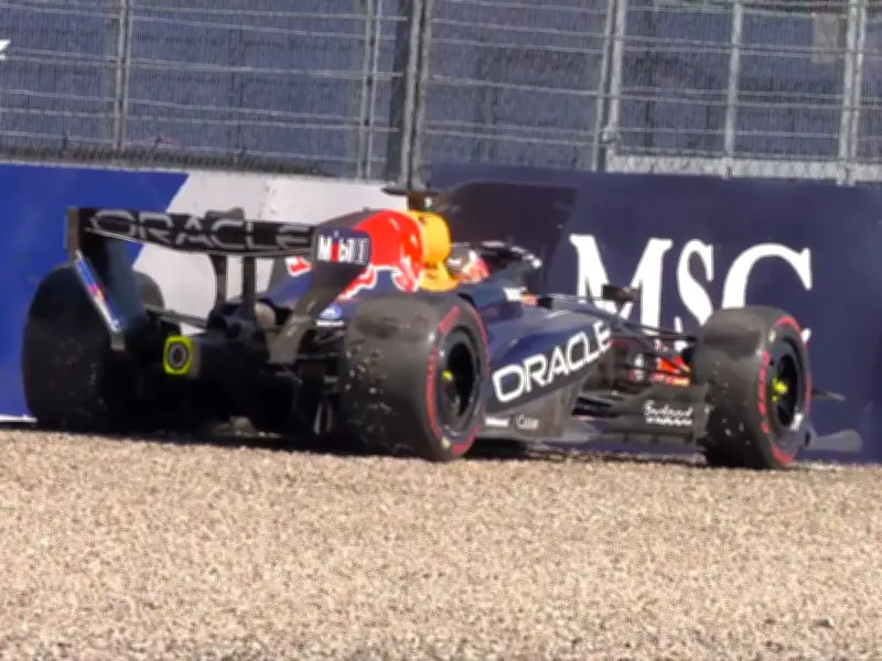 Max Verstappen Crashes in Austrian GP Qualifying, Pole Hopes Dashed