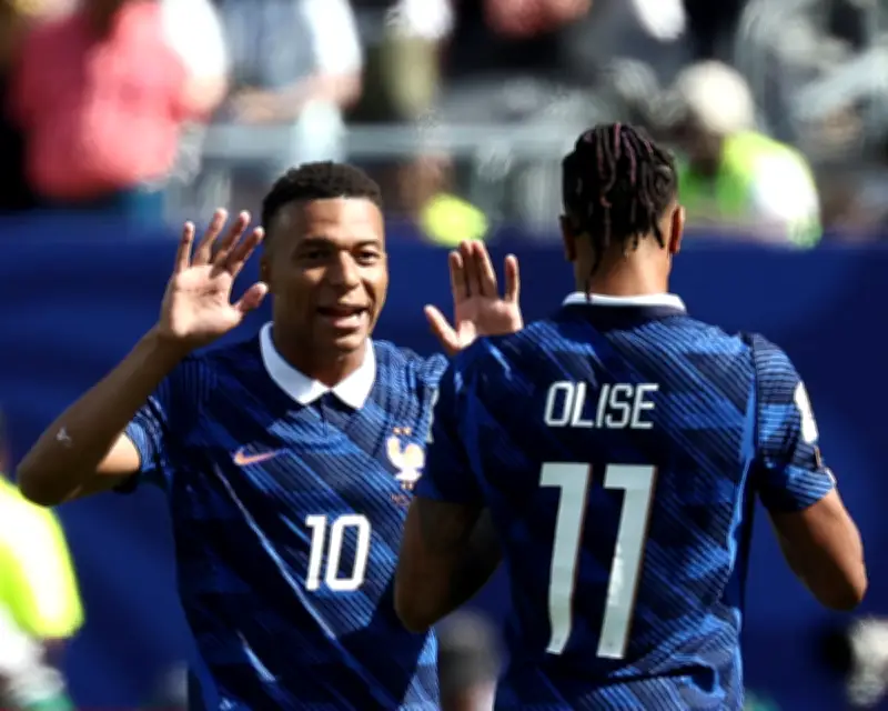 Mbappé and Olise Shine as France Edge Senegal in World Cup Opener