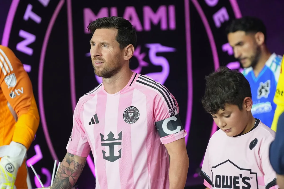 Messi and Inter Miami finalising contract extension until at least 2026