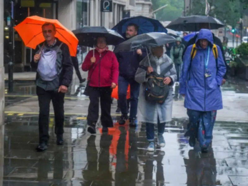 Met Office Alerts 18 UK Areas for Heavy Rain and Downpours