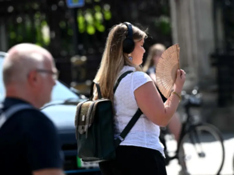 Met Office: Heatwave to End Saturday with 15C Temperature Drop