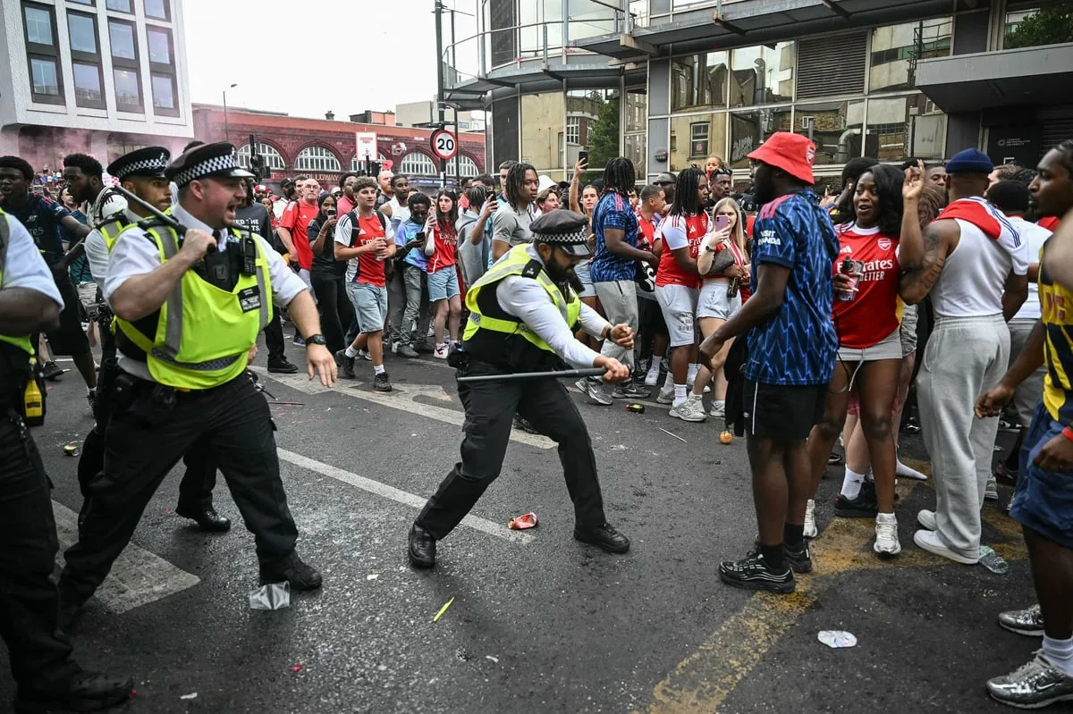 Arsenal Trophy Parade Marred by Violence: Six Stabbings and 24 Arrests