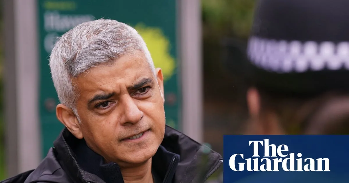 Met Police Warns of Officer Cuts After Palantir Deal Blocked