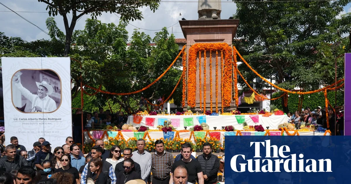 Mexican Mayor Gunned Down During Day of the Dead Celebrations