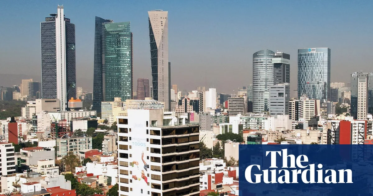 Mexico City nightclub charges Americans £240 cover fee in protest at Trump insults