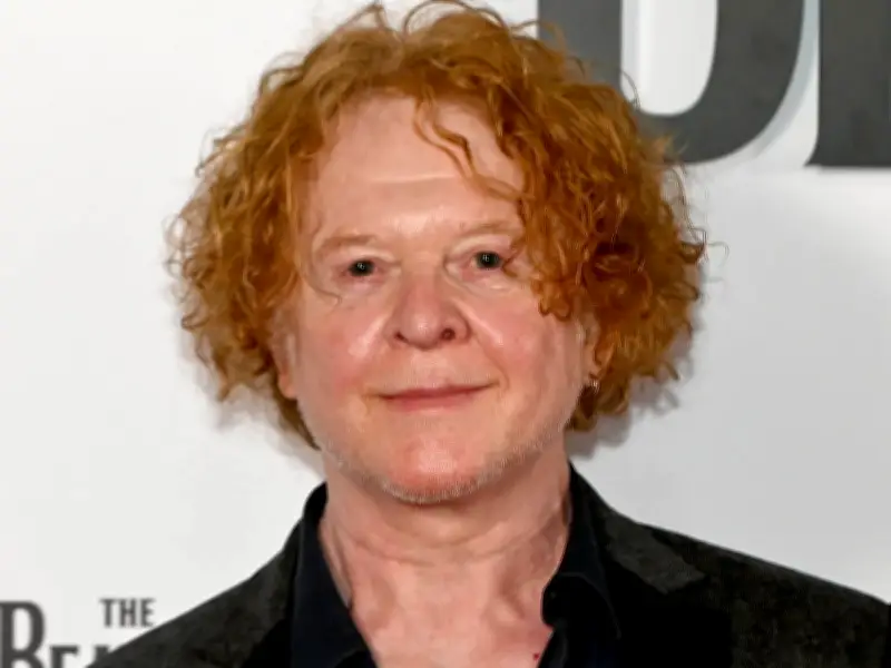 Mick Hucknall's Quiet Family Life After Playboy Past with 1,000 Women