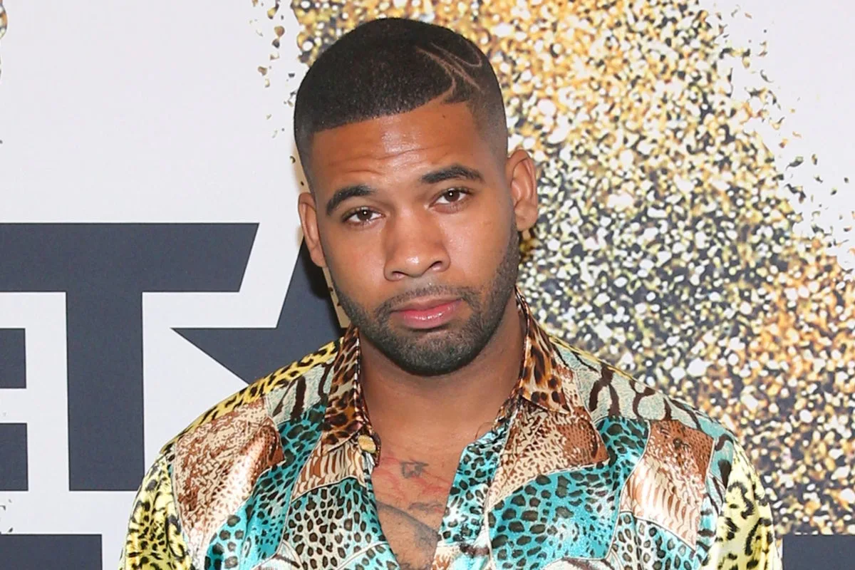 Animal influencer Mike Holston injured in skydiving accident