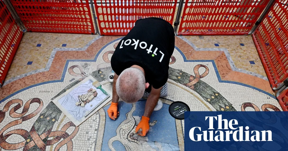 Milan Bull Mosaic Testicles Restored After Tourist Damage