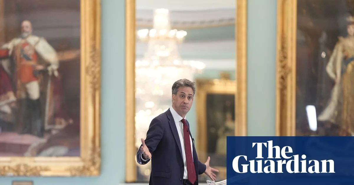 Miliband Urged to Challenge Starmer for Labour Leadership