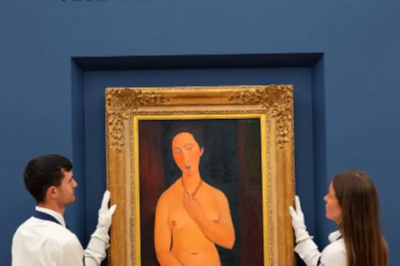 Modigliani painting leads £200m Lewis Collection at Sotheby's auction