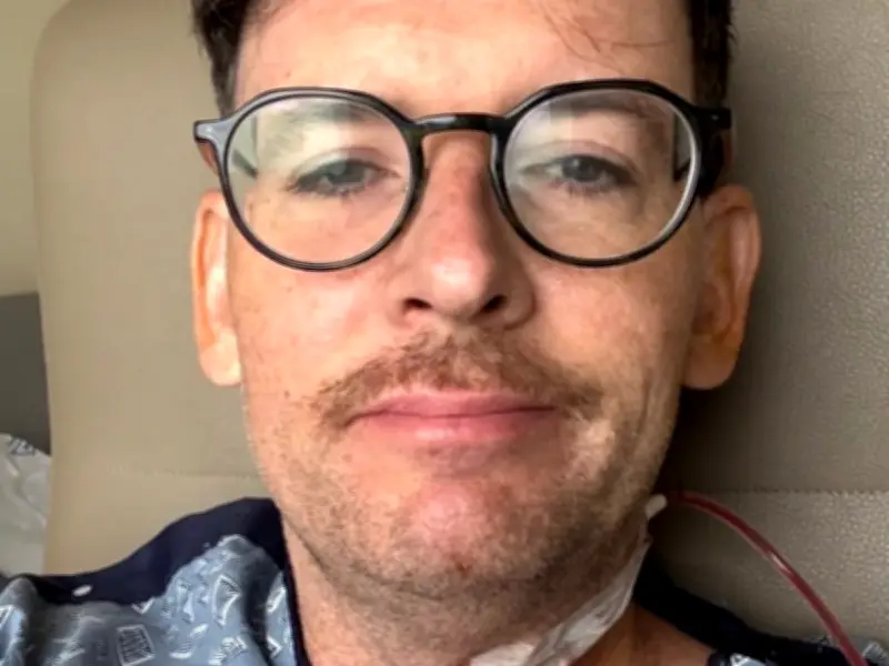 Moshe Kasher Reveals Tonsil Cancer Diagnosis at 46