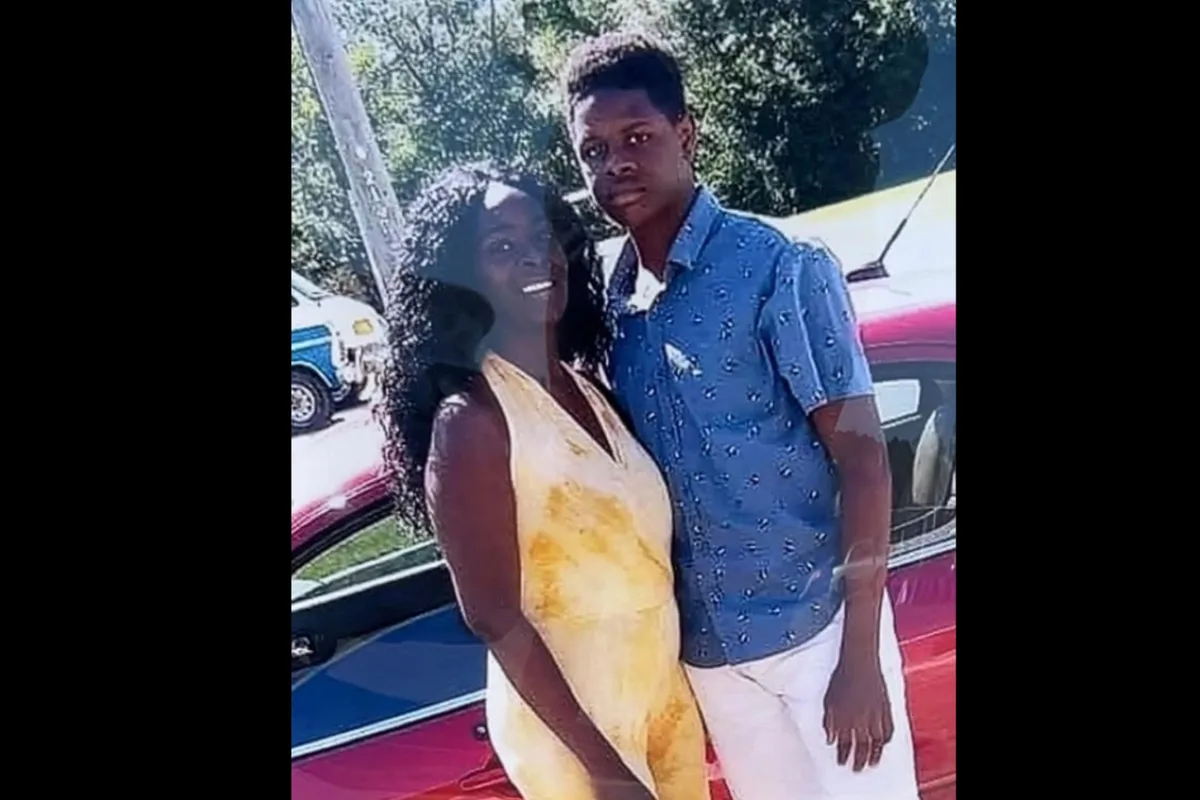 Mother Dies of 'Broken Heart' Days After Son's Murder