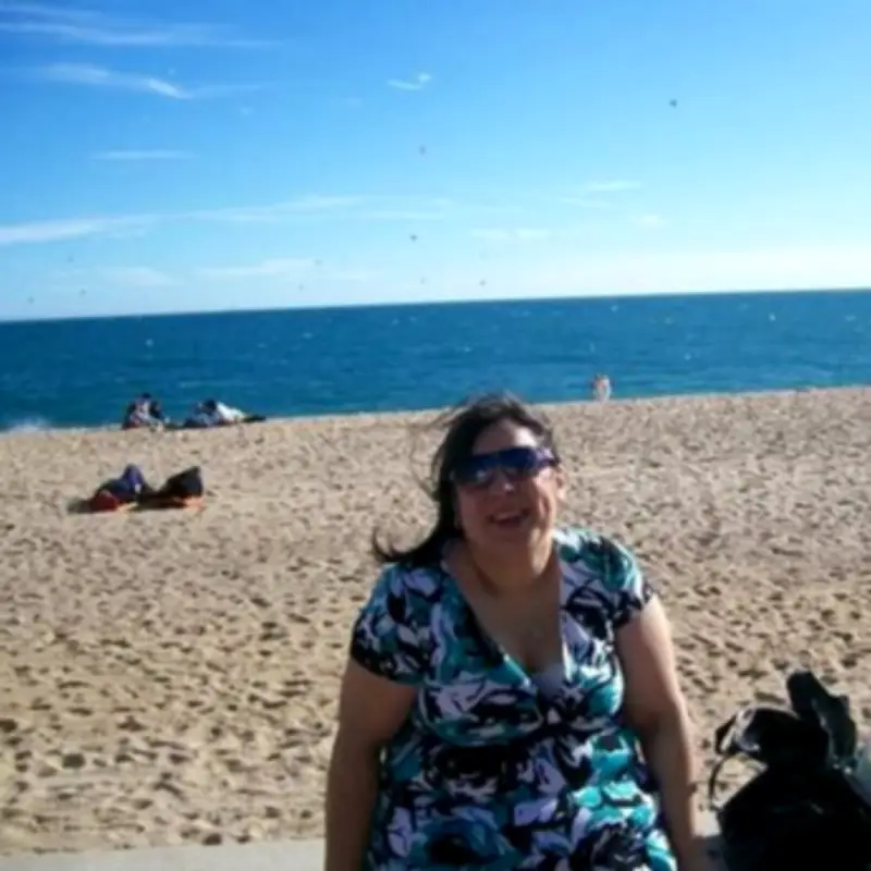 Mum loses 7st after chair collapse on holiday leaves her mortified