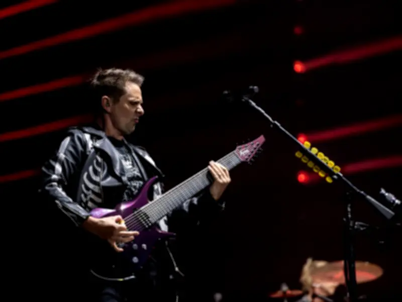 Muse and Temples Album Reviews: Cosmic Rock and 90s Rave Spirit