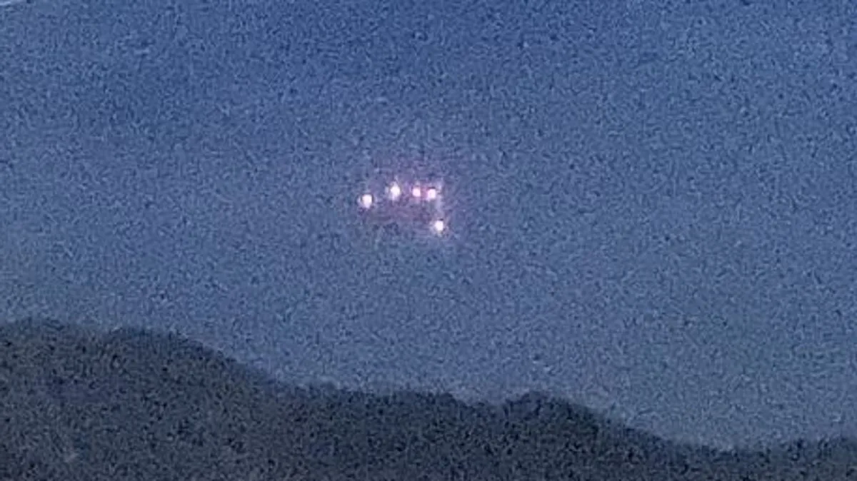 Mass UFO Sighting Over US Marine Base Captured on Video