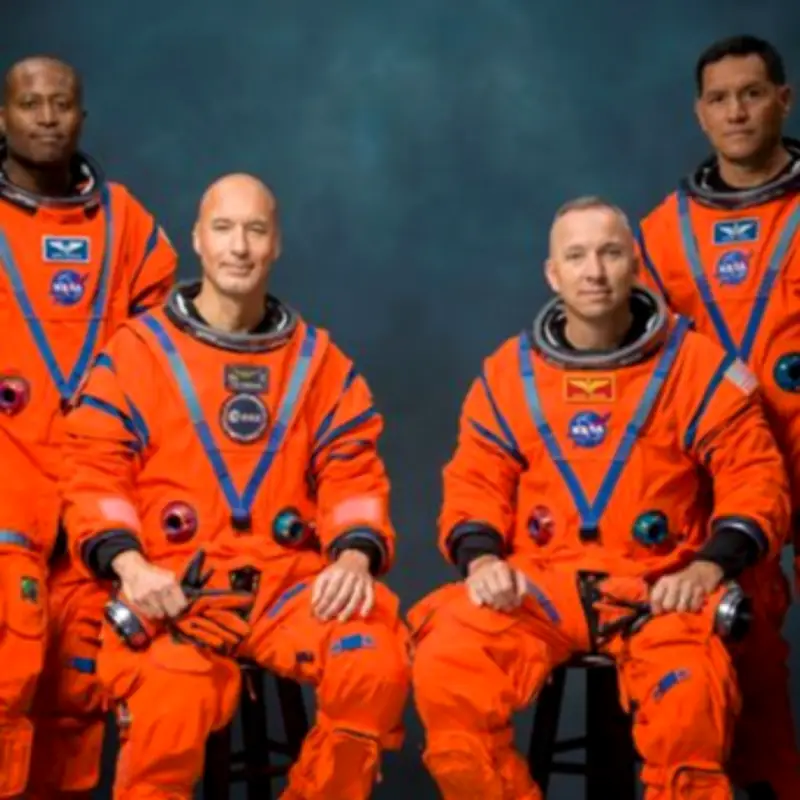 NASA Names Artemis III Crew Despite Blue Origin Rocket Explosion
