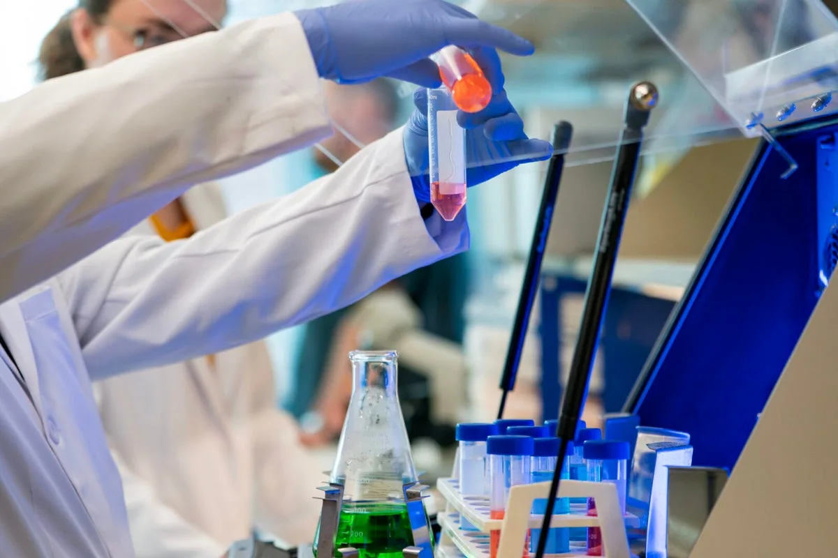 Nasal Spray Reverses Brain Ageing in Just Two Doses, Study Finds