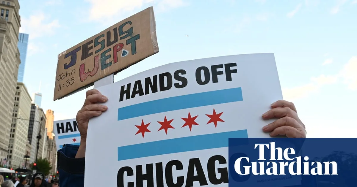 US Supreme Court Blocks Trump's Bid to Deploy National Guard to Chicago