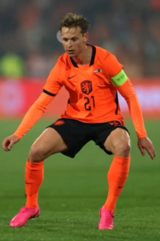 Netherlands vs Sweden: De Jong Fit, Isak and Gyokeres Start Together