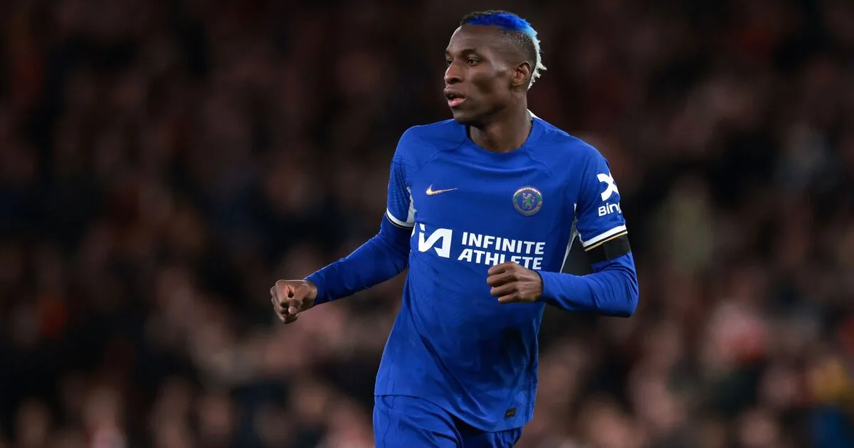 Gary Neville Defends Chelsea's Nicolas Jackson Amid Criticism