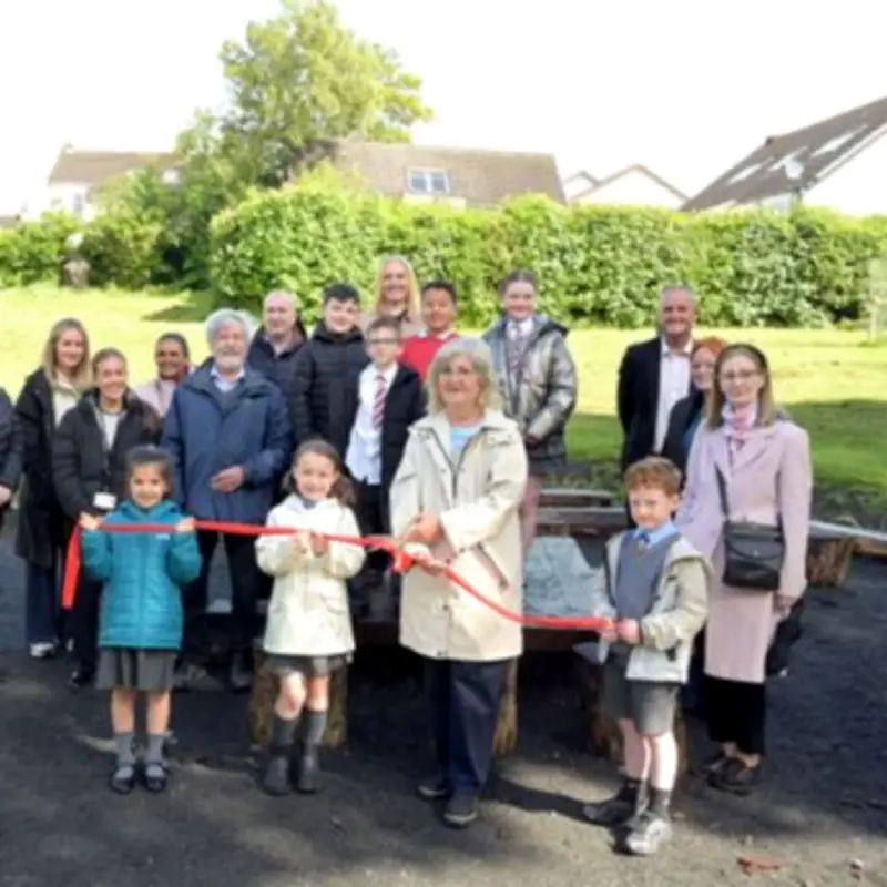 New Outdoor Classroom Opens in Stepps for Local Children