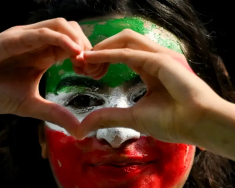 New Zealand and Iran Fans Unite in World Cup Fervour