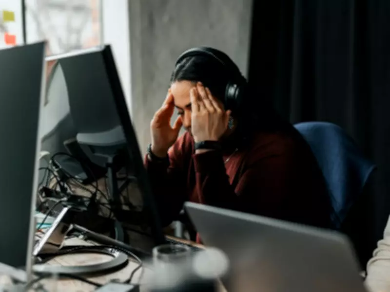 NHS Advises Women with Monthly Headaches to See GP for Menstrual Migraines