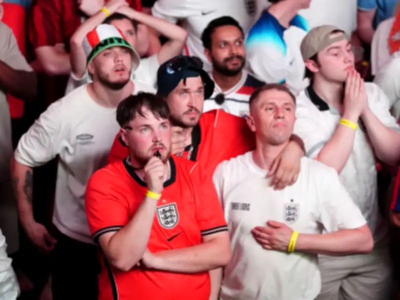 NHS warns England fans to drink water during World Cup heatwave
