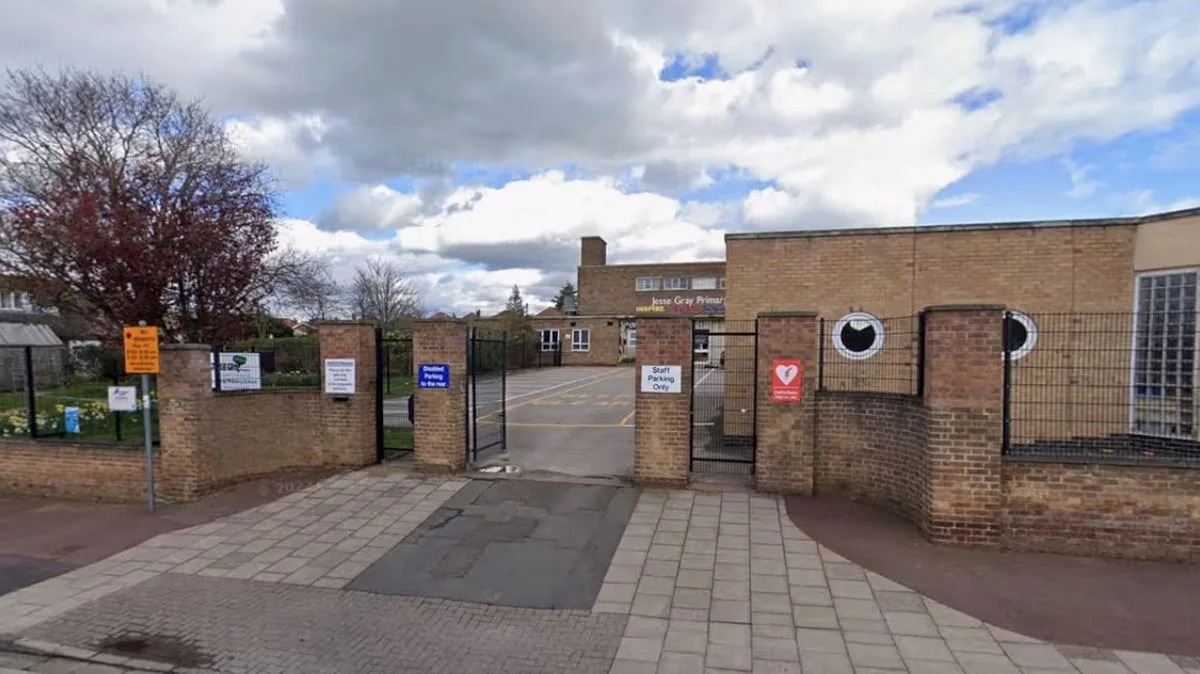 Nine Hospitalised After Medical Emergency at Nottinghamshire Primary School