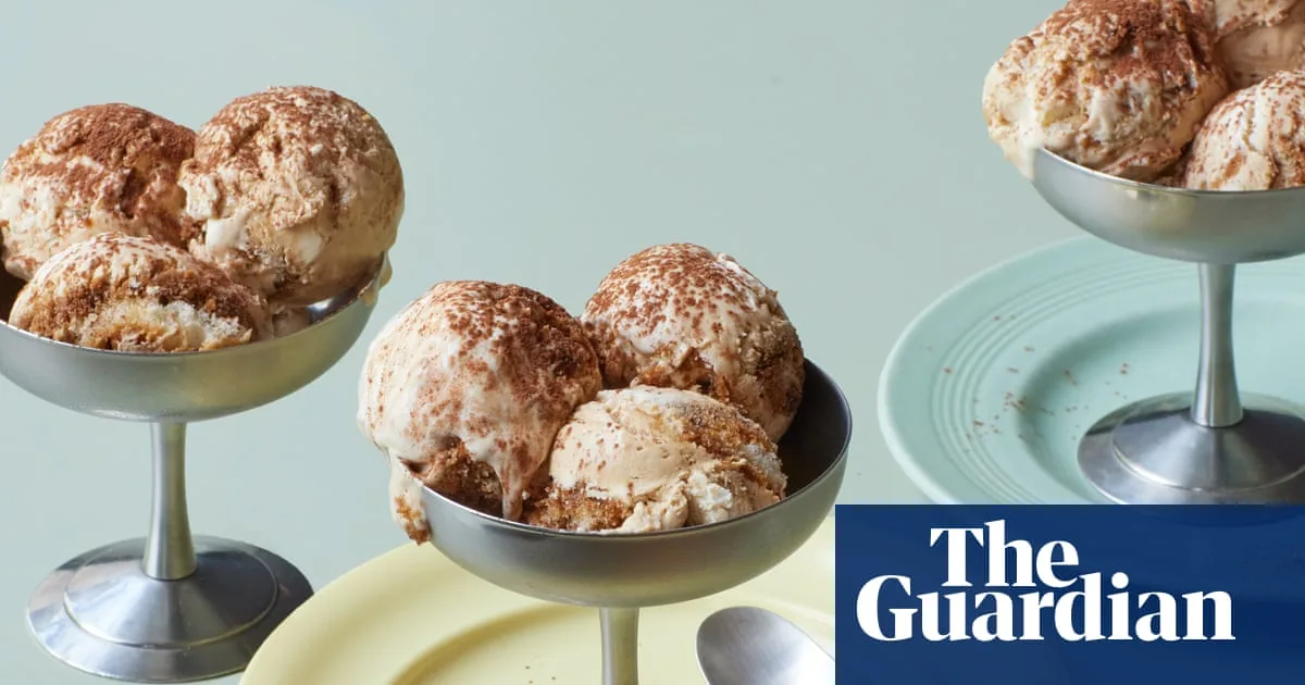 No-Churn Tiramisu Ice Cream Recipe with Mascarpone
