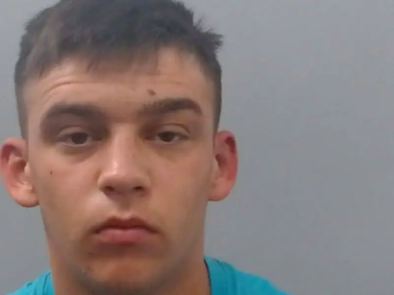North East dealer jailed after dumping 44 crack cocaine wraps during police chase