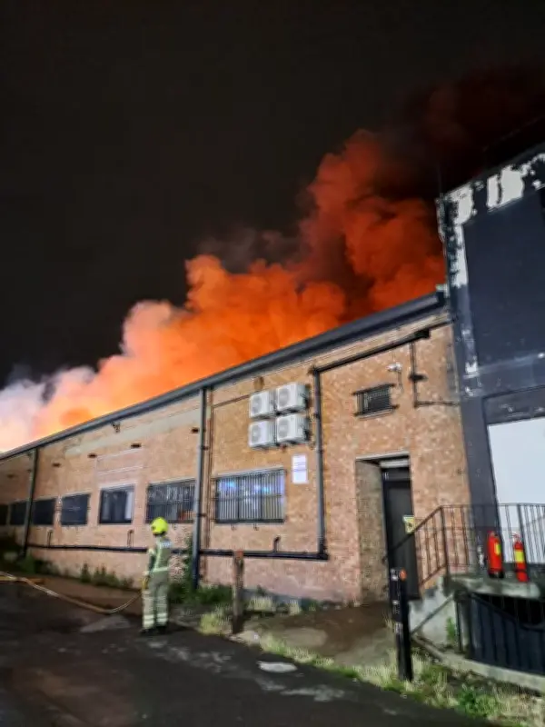 North London Warehouse Fire: 150 Firefighters Tackle Blaze in Brent