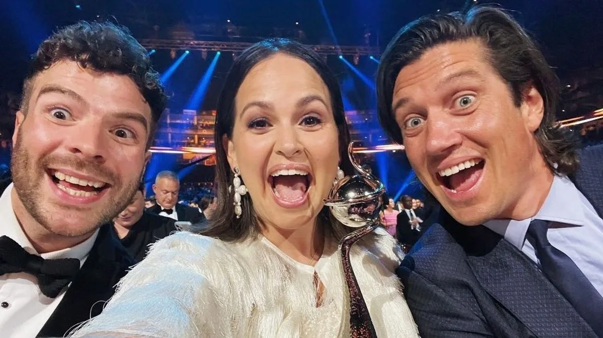 Phillip Schofield downs drinks at NTA afterparty as Love Island stars unite