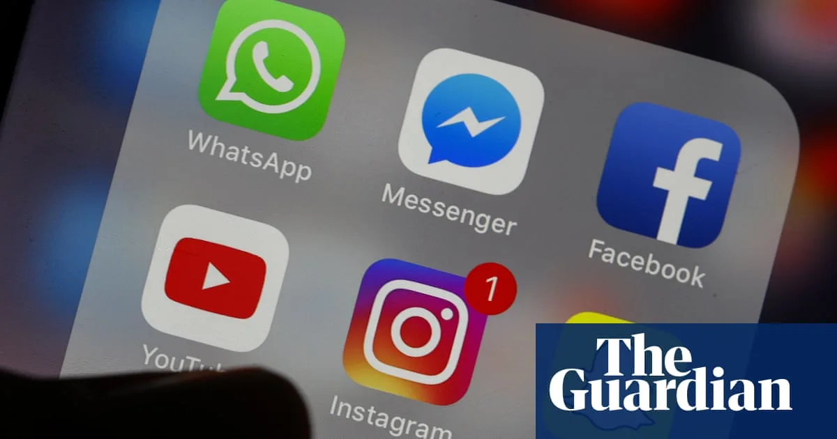 Ofcom Urges Social Media Platforms to Limit Online ‘Pile-Ons’