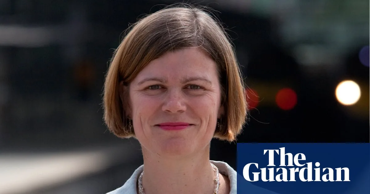 Ofwat Examines £1.3m Paid To Yorkshire Water Boss Offshore