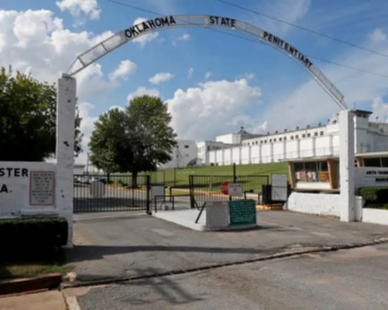 Oklahoma Prison Slammed for Underground 'Dungeon' Cells Without Light