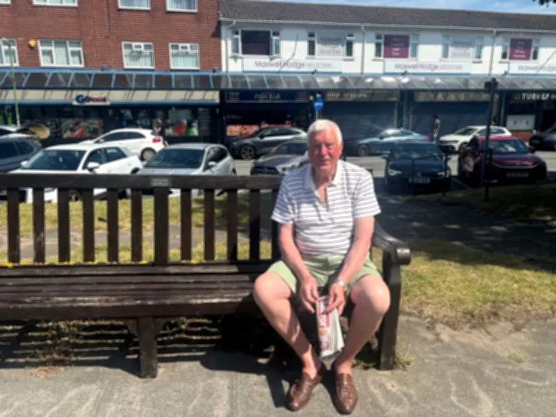 Old Roan Residents React to Starmer Resignation, Burnham Bid