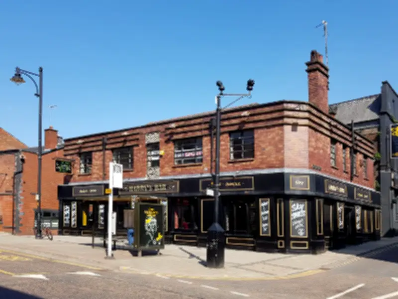 Oldham Council Plans to Buy and Demolish Historic Pub Harry's Bar