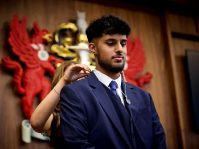 Oldham Council Slams 'Vile' Racist Abuse Over New Youth Mayor