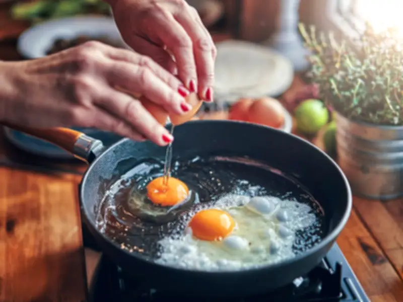 One Ingredient Instantly Elevates Fried Eggs for Better Taste
