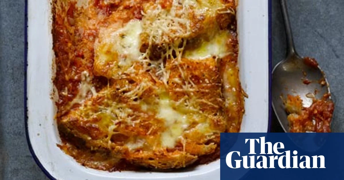 One Ingredient Trick To Transform Cheap Tinned Tomatoes