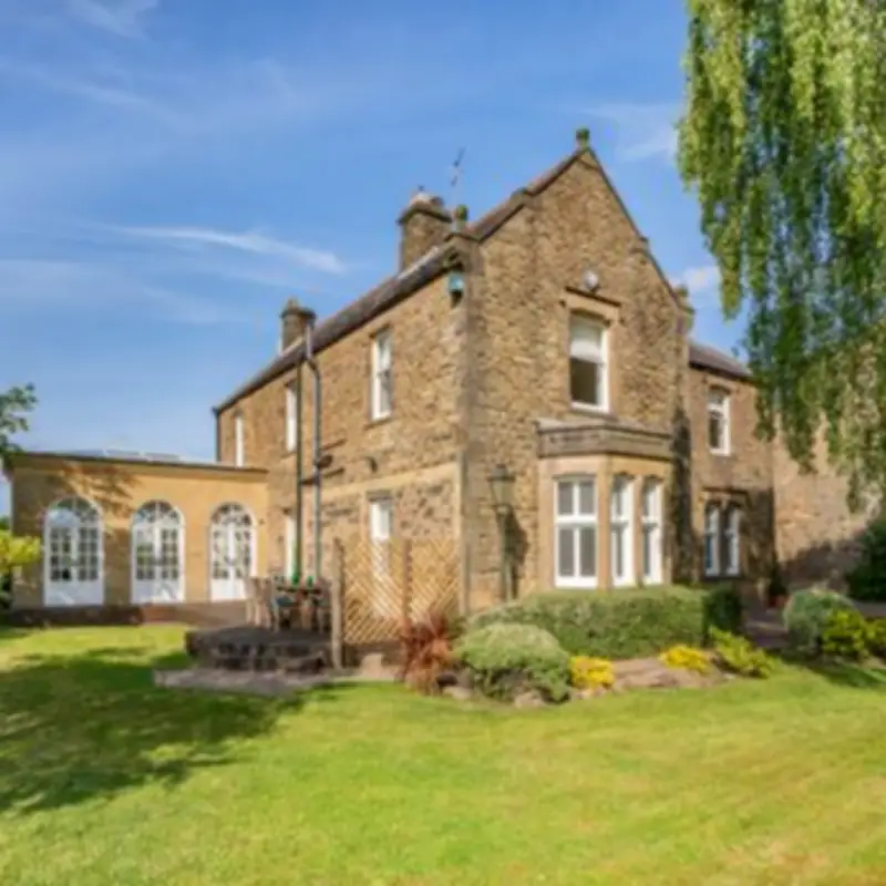 Osborne Villa: Stunning Holiday Home Near Top North East Attraction
