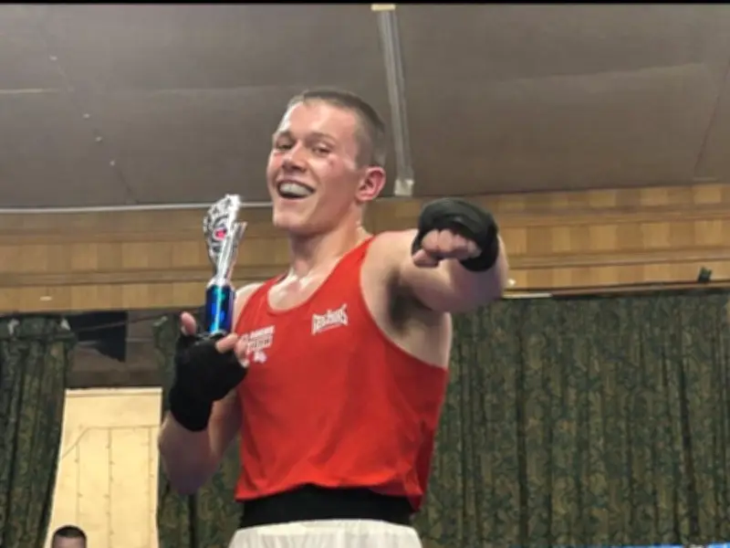 Overweight Man Becomes Boxer After Grandfather's Death, Runs Welsh Coast