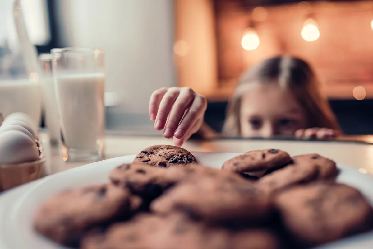 Parents' Food Anxiety Creates Harmful 'Food Noise' for Kids