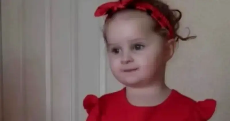 Parents Jailed After 3-Year-Old Dies in Filthy, Lice-Ridden Home