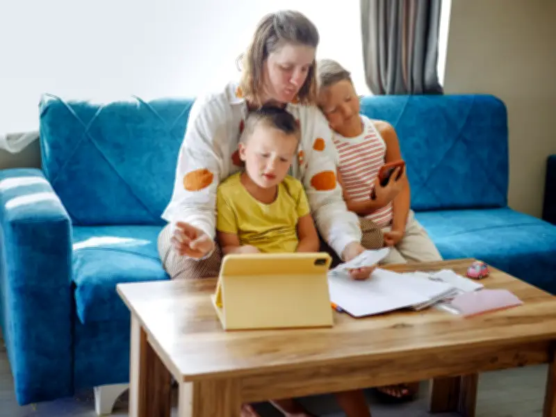 Parents need help, not homework, on kids' online safety