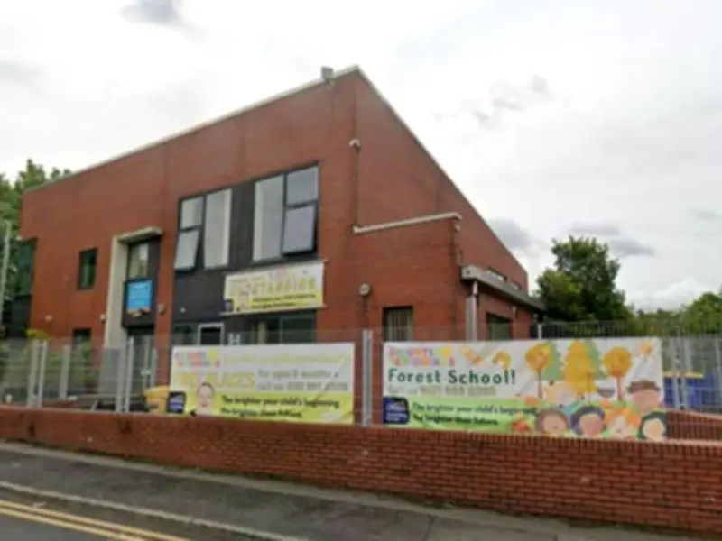 Parents Slam Nurseries for Early Closures Amid Heatwave in Greater Manchester