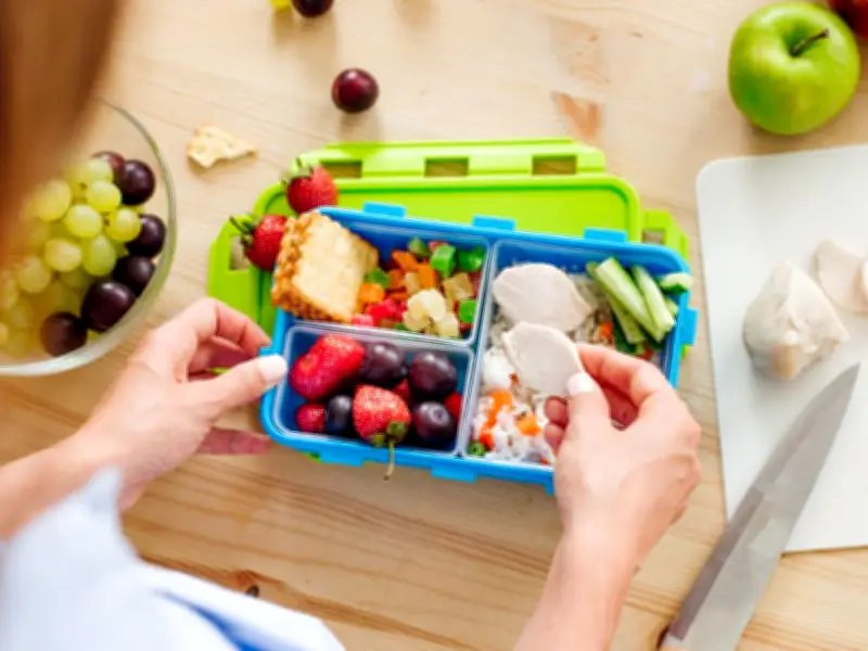 Parents Urged to Pack Ice Packs in School Lunchboxes Amid UK Heatwave