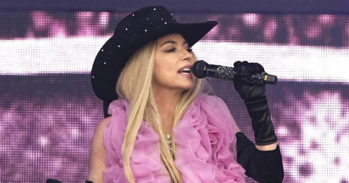 Glastonbury 2024 Final Day: Sound Issues and SZA's Divisive Headline Set