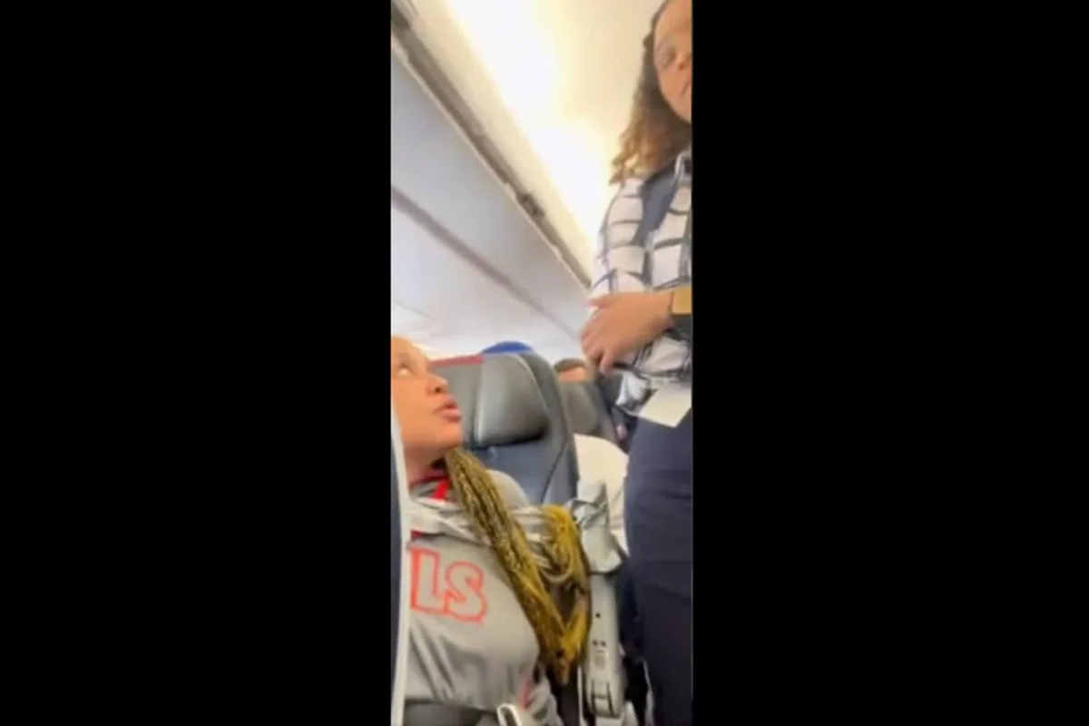 American Airlines Passenger Duct-Taped to Seat After Midair Meltdown